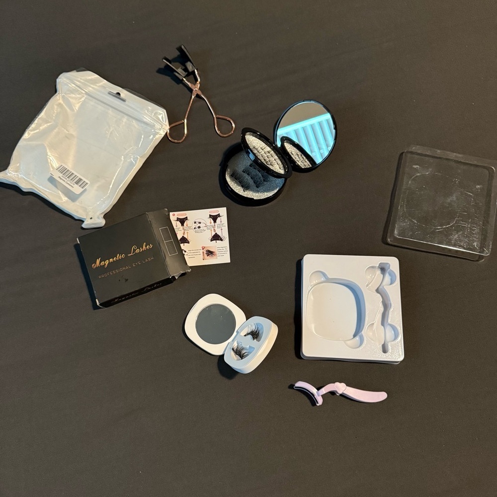 2 Magnetic Eyelash Kits with Curler and Mirrors